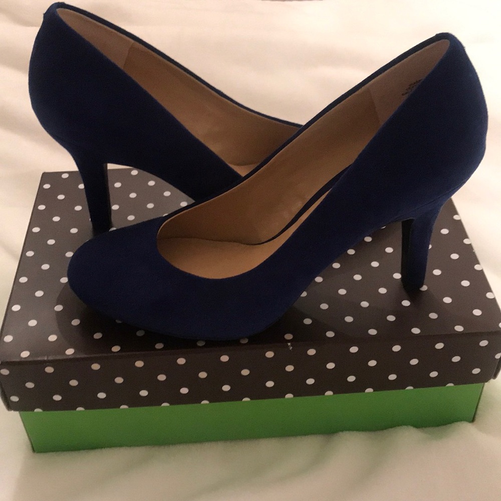 Kelly & Kate Cobalt Suede Pumps